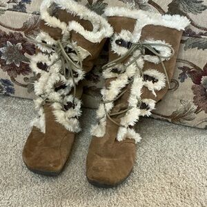 Ruff Hewn Dark Brown Leather Interior